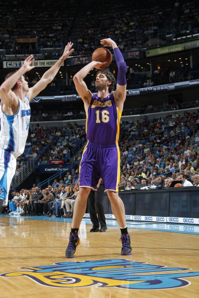 通过轮换策 通过轮换策