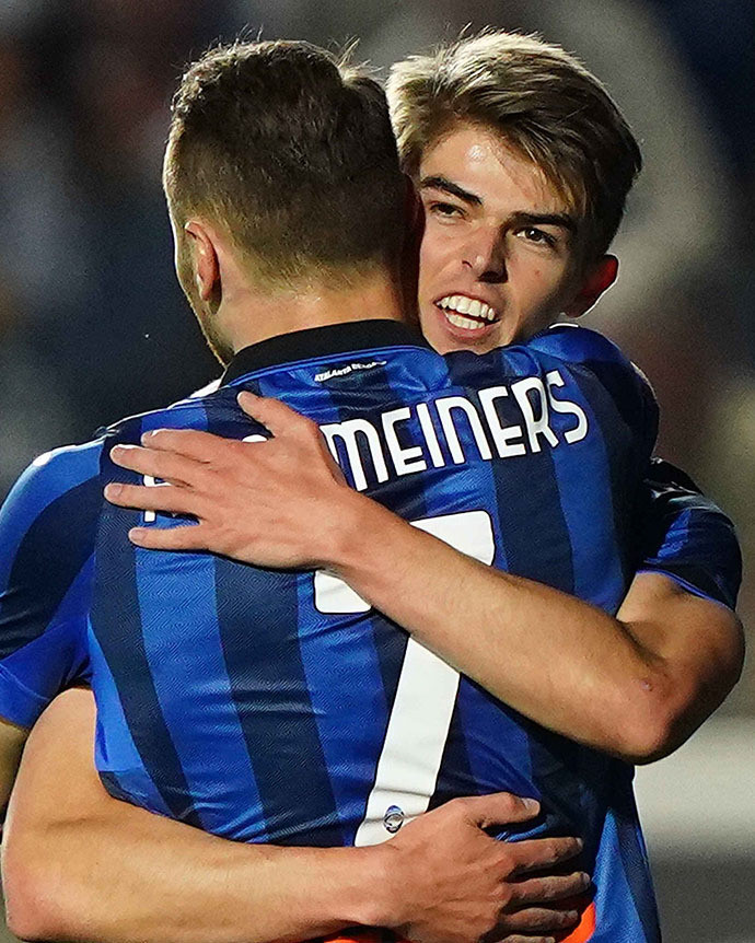 當中場球員 當中場球員