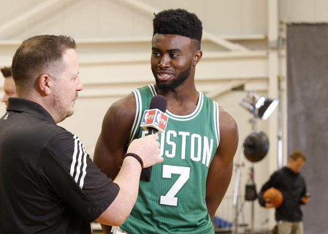 这些前锋虽 这些前锋虽